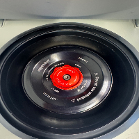 Eppendorf 5425 R Refrigerated Centrifuge image 0